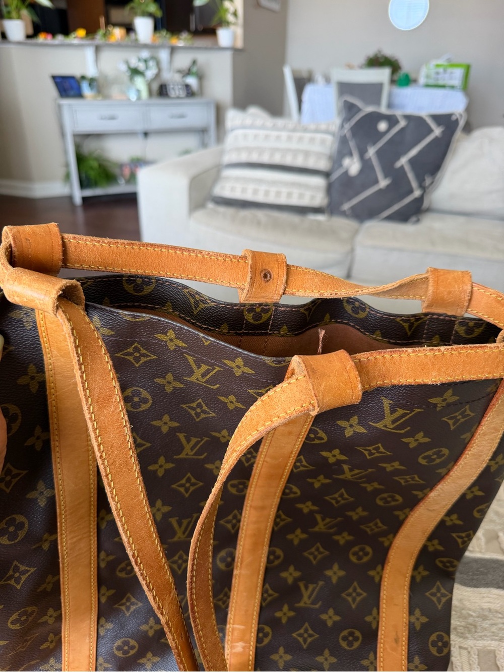 Louis Vuitton Monogram Randonnee GM Vintage - Picture 4 of 15
